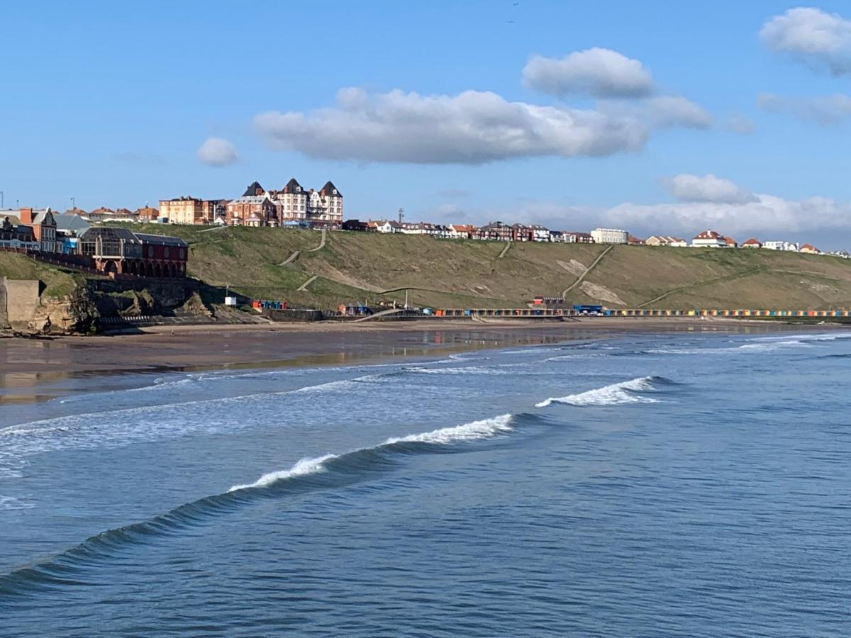 Elysium Holiday Lets - Elysium Suite, Stunning Apartment By The Beach Whitby Kültér fotó