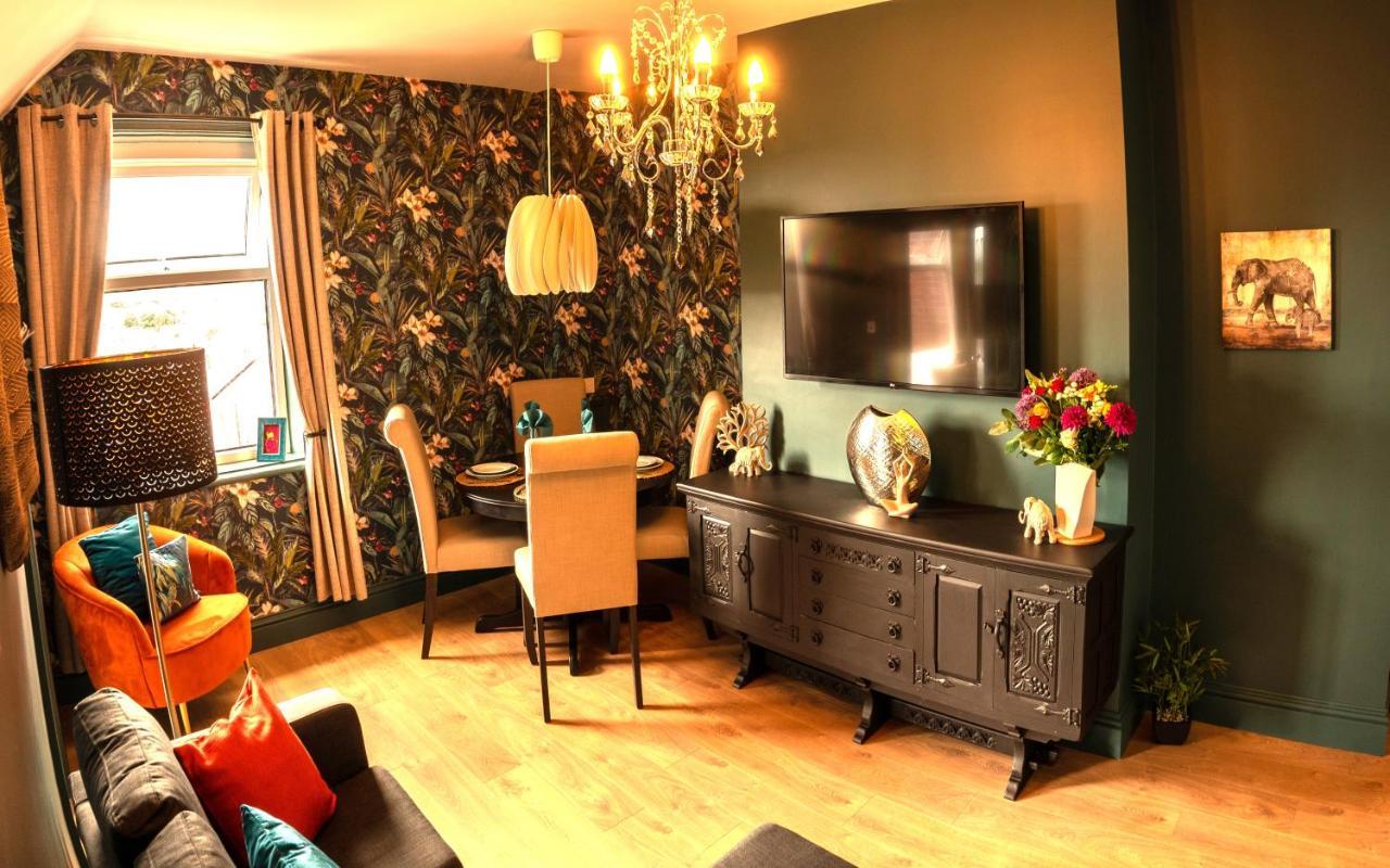 Elysium Holiday Lets - Elysium Suite, Stunning Apartment By The Beach Whitby Kültér fotó